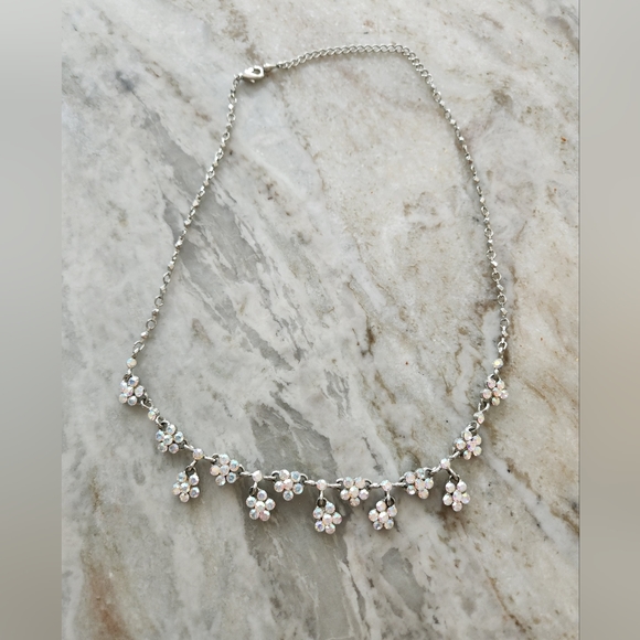 Cache Necklace - Picture 4 of 4